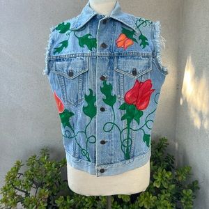 Vintage art to wear unisex blue denim vest hand painted floral Sz Large medium